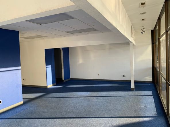 3334 S Mooney Blvd, Visalia, CA 93277